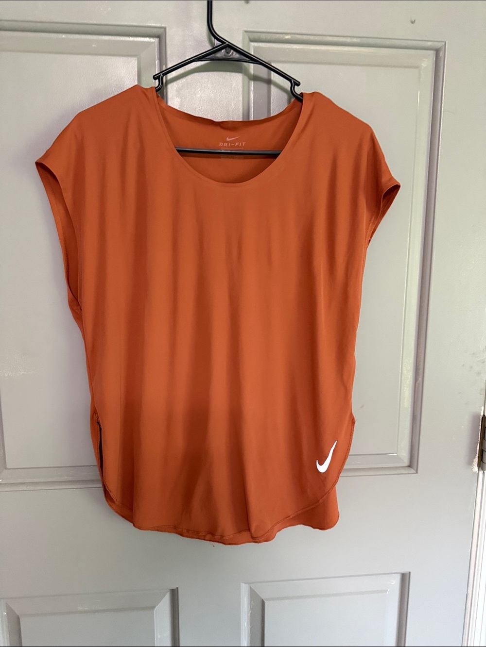 Nike Women’s Orange Short Sleeve Dri-FIT Tee